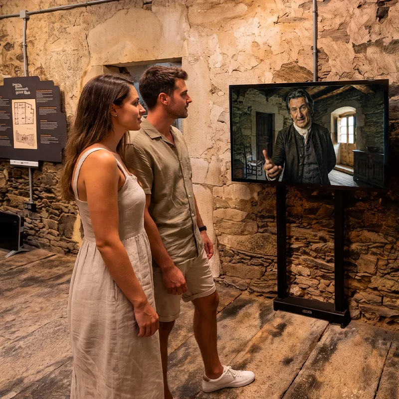 videos recreacion historica museo palacio de mon